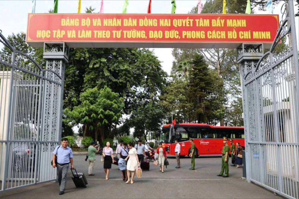 Trung tâm Hành chính. jpg